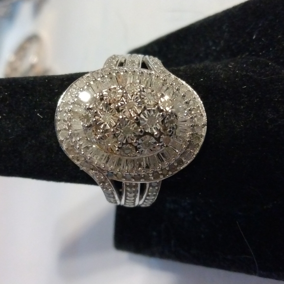 Stamped .925 Diamond Ring.7.6 Grams